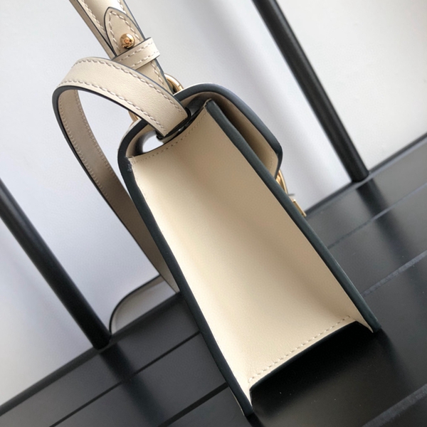 グッチバッグ内部構造